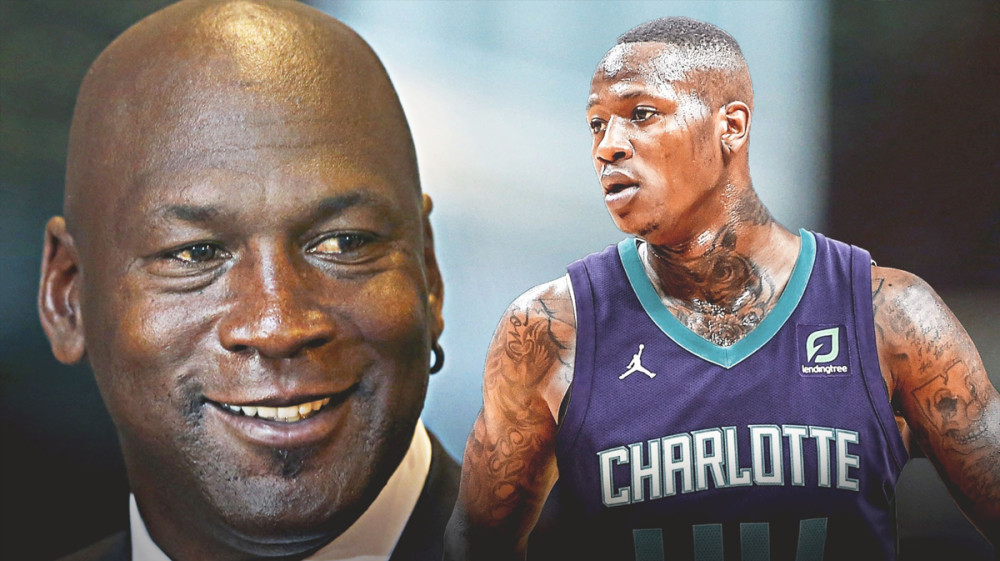  黄蜂裁掉罗齐尔引发球迷抗议  